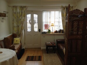 Studio | Living area