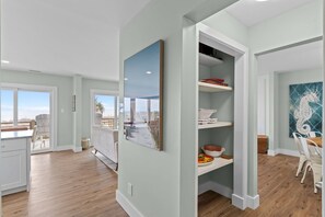 Uklassifisert bilde, 4 av 54, knapp