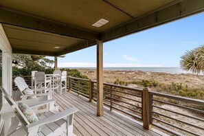 Luokittelematon kuva, 5 kautta 54, painike