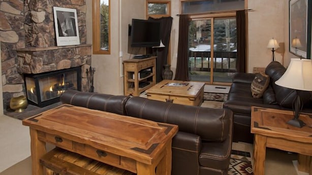TV, fireplace, DVD player - Ski in/Ski Out from This Mountainside Home! Tons of Updates (Beaver Creek)