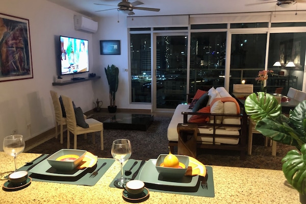 kitchen bar & living room 2025