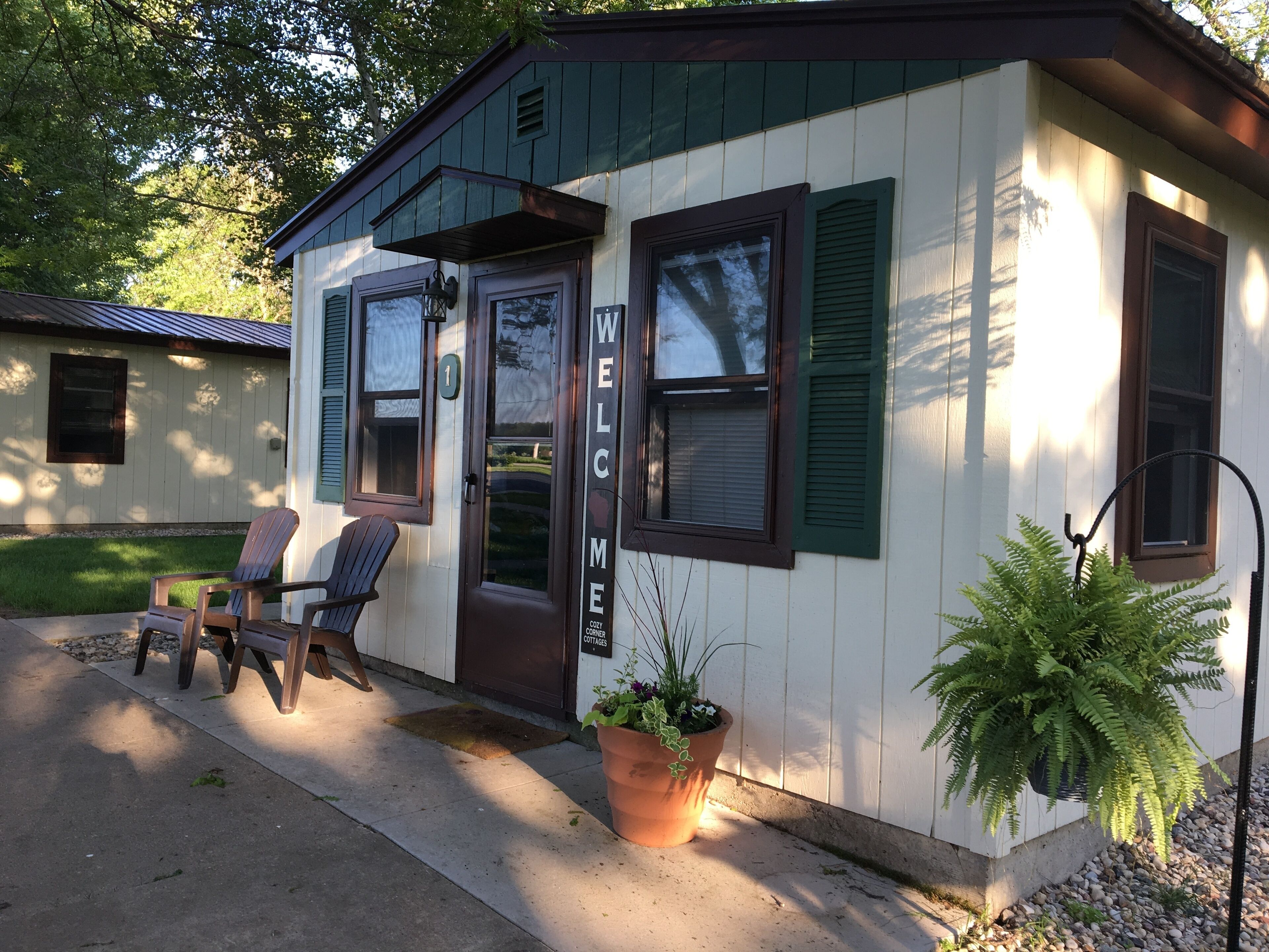 Clean and well maintained cabins.