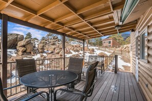 House, 3 Bedrooms | Balkoni