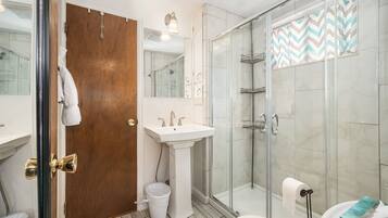 Rumah, 3 kamar tidur | Kamar mandi | Pengering rambut, handuk, dan sampo