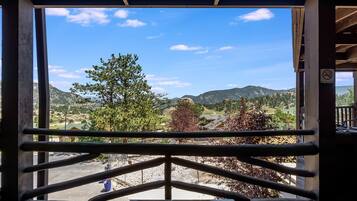 Appart'hôtel, 2 chambres | Vue depuis le balcon