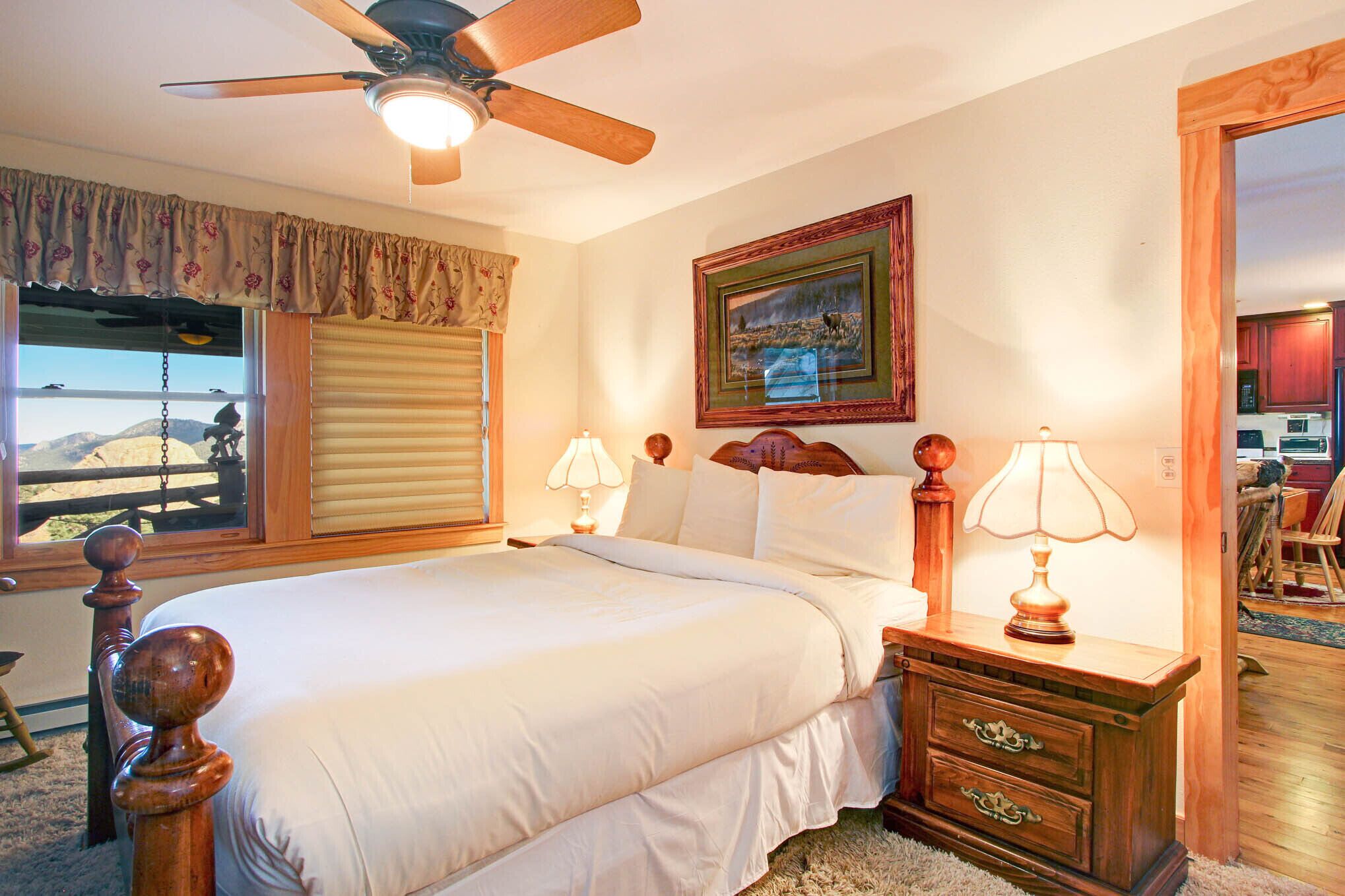 2 habitaciones y espacio para trabajar con laptop 