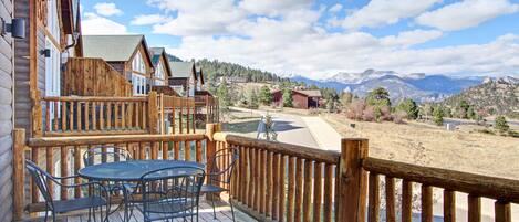 Kondominium, 2 kamar tidur | Balkon