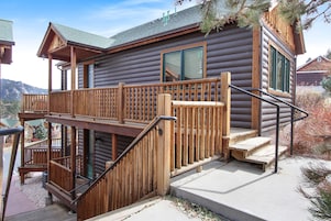 Condo, 2 Bedrooms | Exterior