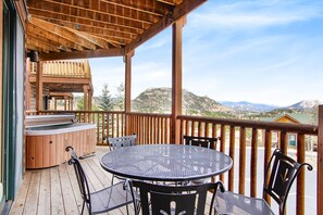 Condo, 2 habitaciones | Balcón