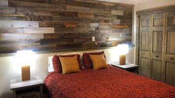 4 makuuhuonetta, Wi-Fi, vuodevaatteet