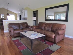 Fernseher, DVD-Player