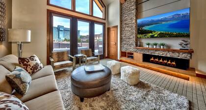 Luxury Three Bedroom Steps From Heavenly Village Condo by RedAwning