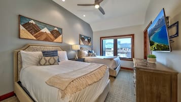 Condo, 3 Bedrooms | 3 bedrooms, cots/infant beds, free WiFi