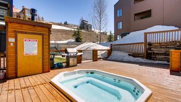 Condo, 3 Bedrooms | Outdoor spa tub