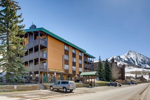 Condo, 3 Bedrooms | Exterior