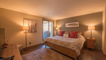 Condo, 3 Bedrooms | 2 bedrooms, free WiFi