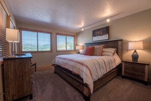 Condo, 3 Bedrooms | 3 bedrooms, free WiFi