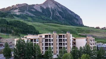 Bloc d'apartaments, 2 dormitoris | Exterior