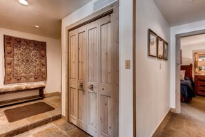 Condo, 2 Bedrooms | Interior - Elegantly Styled Plaza 2 Bedroom Condo - No Cleaning Fee! by RedAwning (Crested Butte)