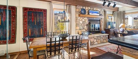 Condo, 2 quartos | Opções para refeição