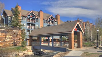 Estudio | Exterior