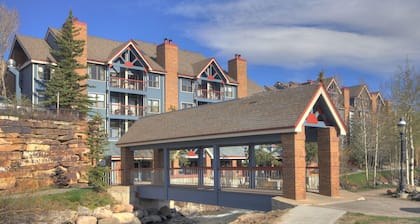 Spacious In The Heart Of Breckenridge Studio Condo by RedAwning