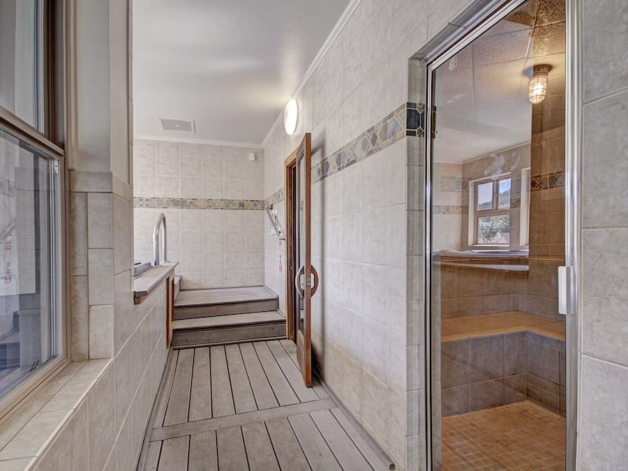 Studio | Spa | Steam room