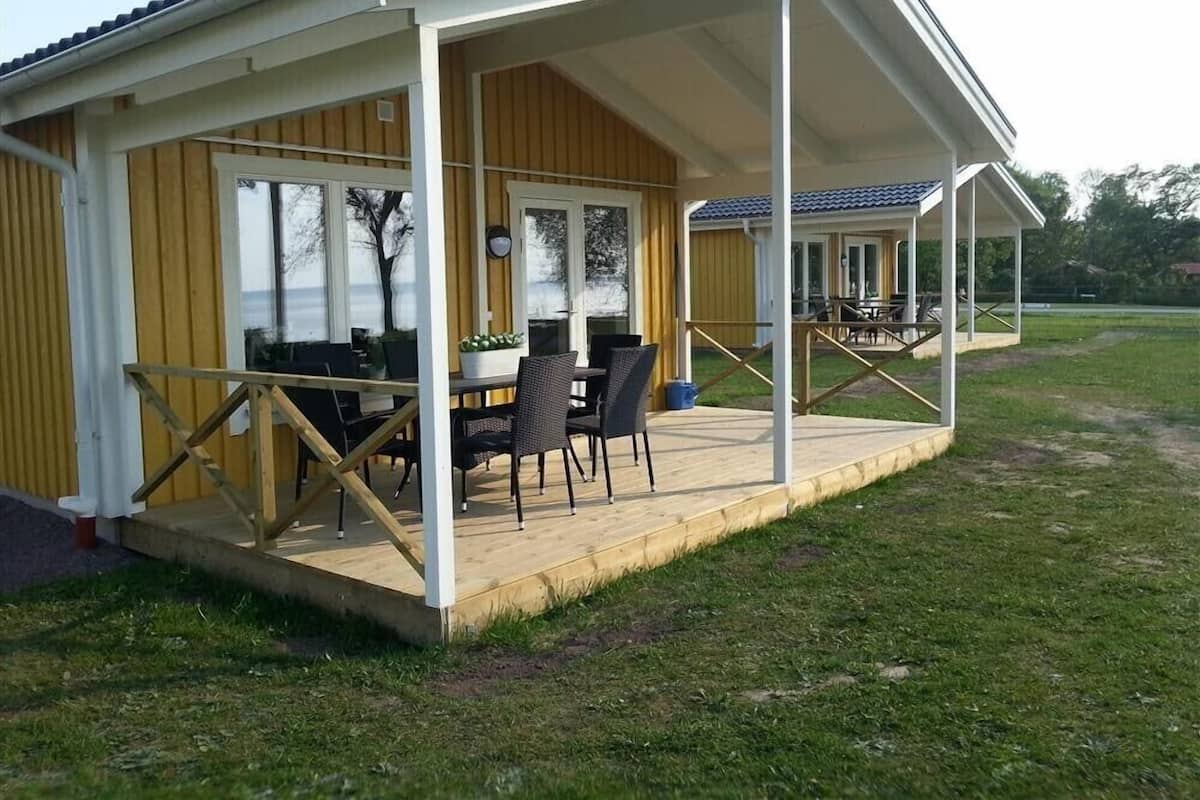 Stuga Deluxe - privat badrum (6 bäddar) | Terrass/Patio