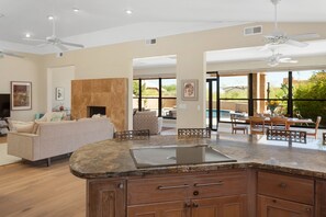 Interior - Scottsdale Luxury Retreat - Sparkling Heated Pool, Hot Tub & Outdoor Bliss (Scottsdale)