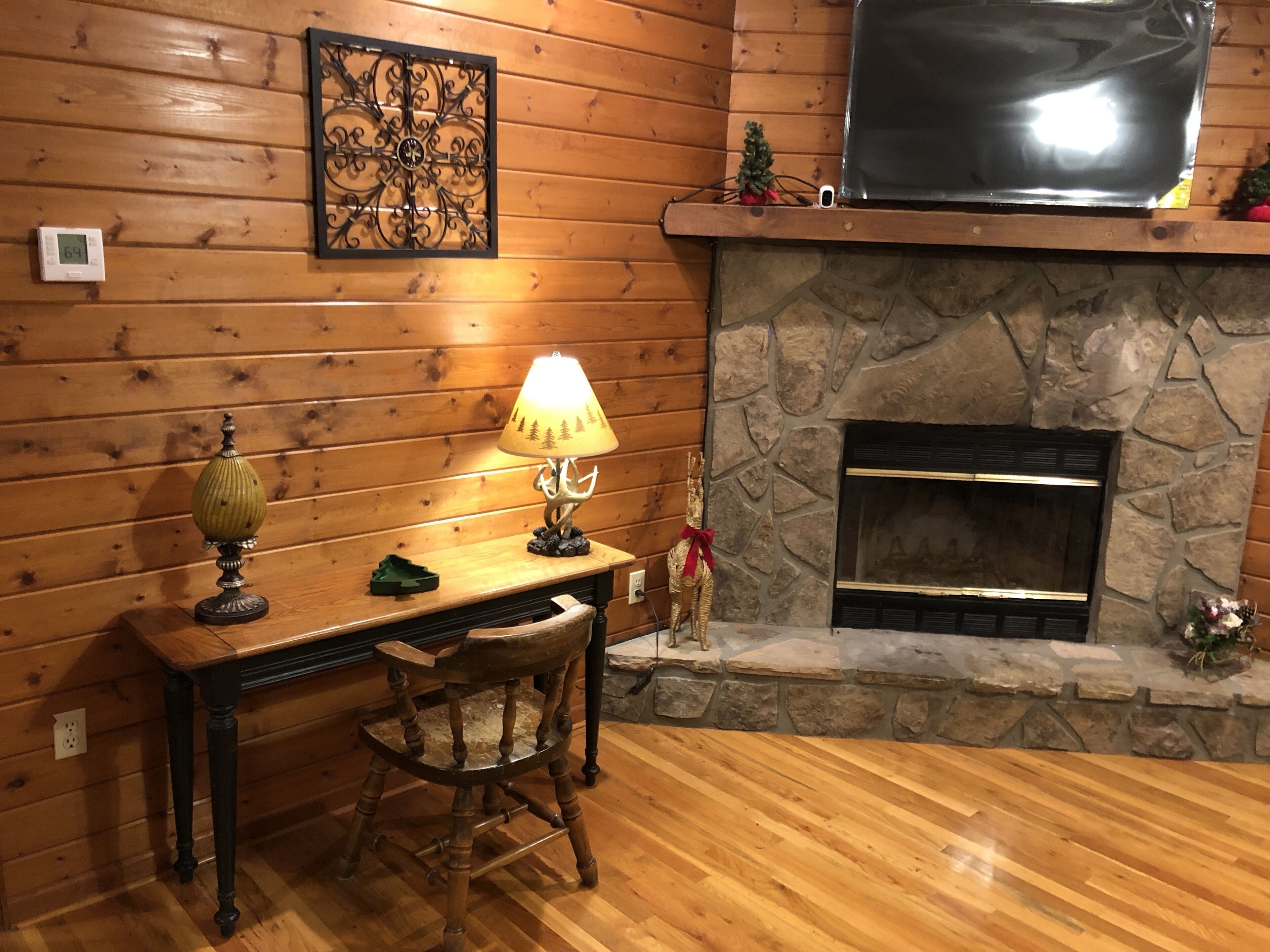 Heaven's View Cabin} Awesome Views Of The Smokys!! 