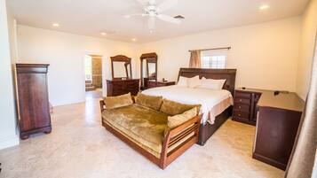 4 chambres, bureau, fer et planche Ă repasser, Wi-Fi