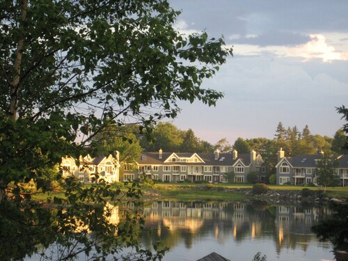  New England Original Captain's House 1890. Clean and Comfortable, Close to Town
