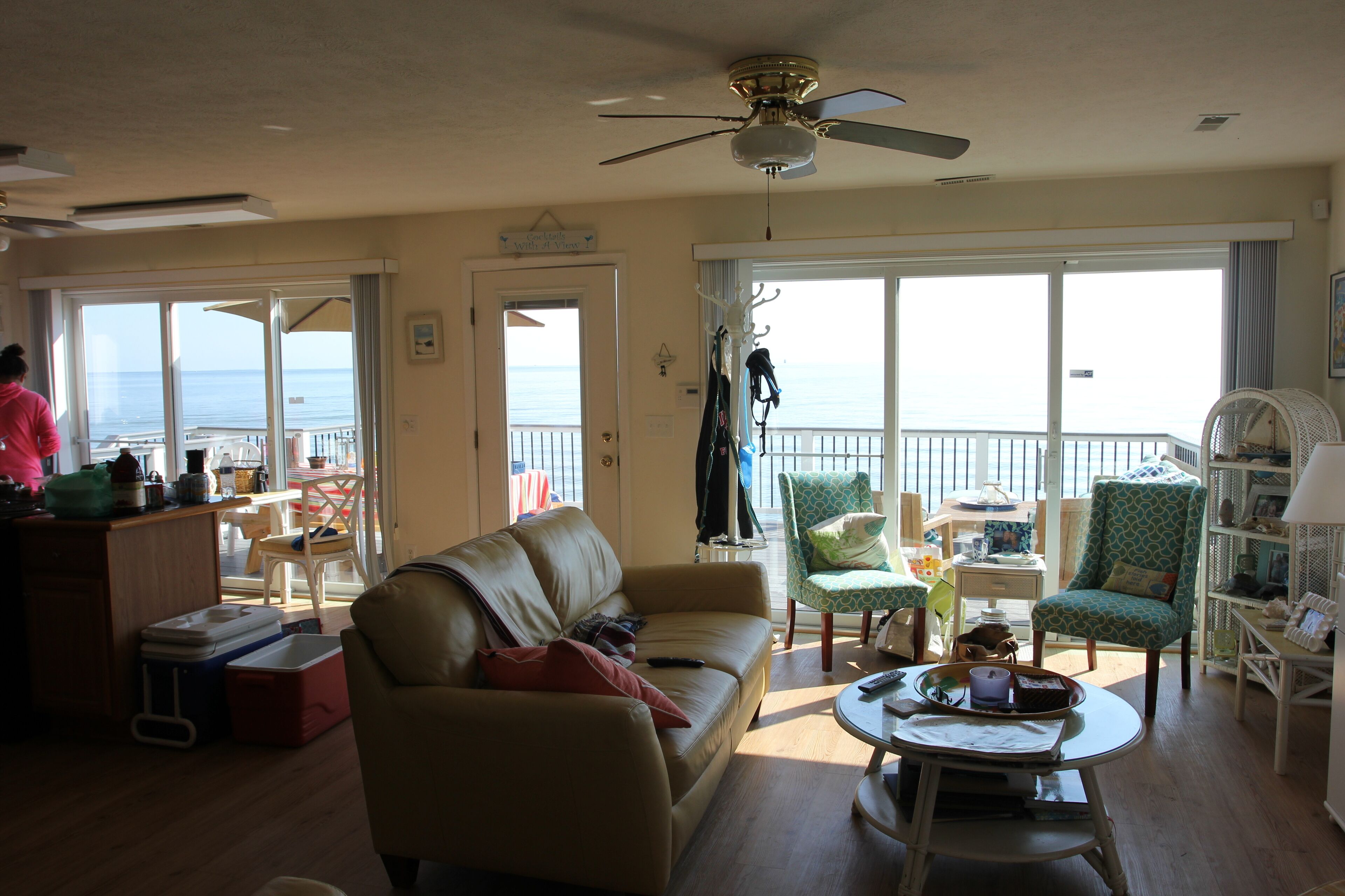 Beach Cottage With A Spectacular View ~ Your Own Private Beach ~ Includes Kayaks