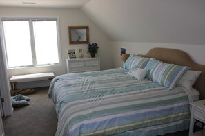 4 makuuhuonetta, ilmainen Wi-Fi, vuodevaatteet