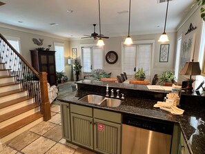Maison, 3 chambres | Cuisine privée | Réfrigérateur, four, cafetière/bouilloire, grille-pain