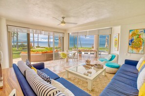 TV, offices - Beautiful BeachFront Condo | 2 BR & Studio (Bahia de Banderas)