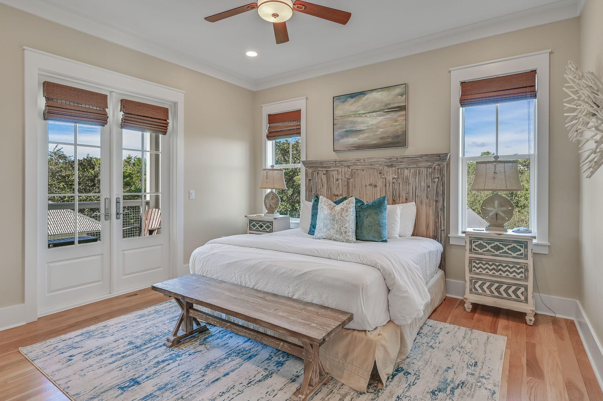 5 camere, una scrivania, ferro/asse da stiro, culla da viaggio