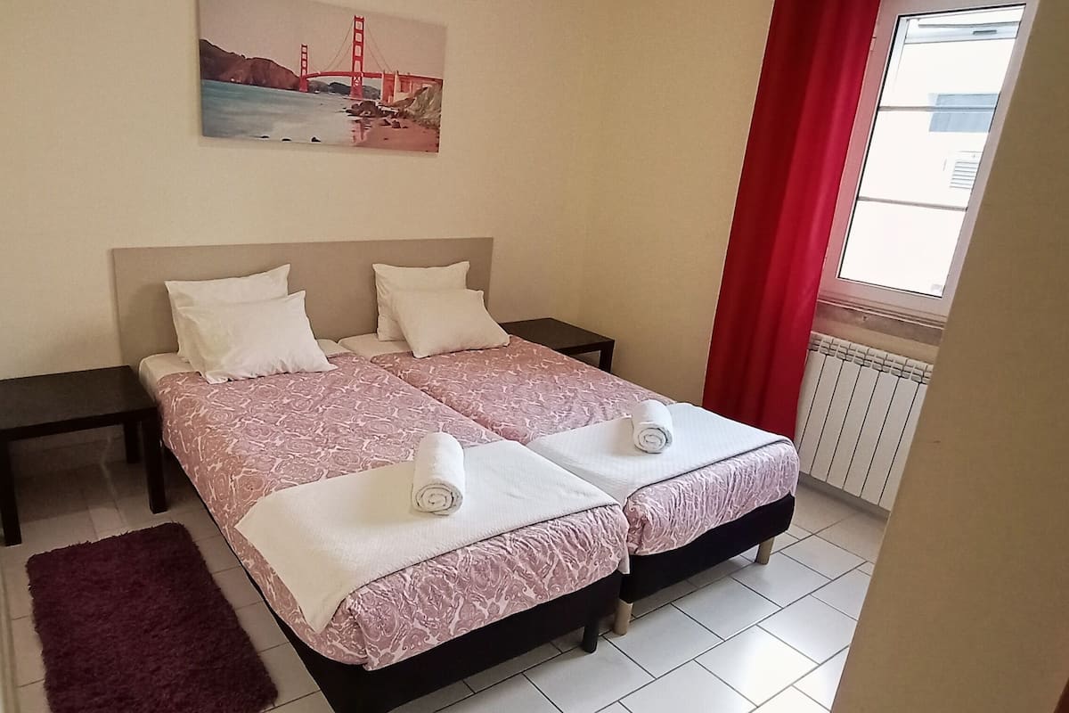 Twin Room, Private Bathroom