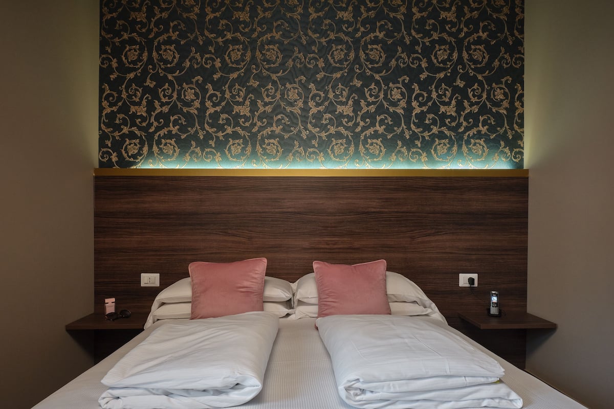 Superior-Doppelzimmer | 1 Schlafzimmer, individuell dekoriert, Schreibtisch
