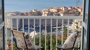 Appartement, 1 très grand lit, non-fumeurs, vue mer | Vue sur la plage/l’océan