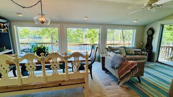 Smart TV, fireplace, DVD player