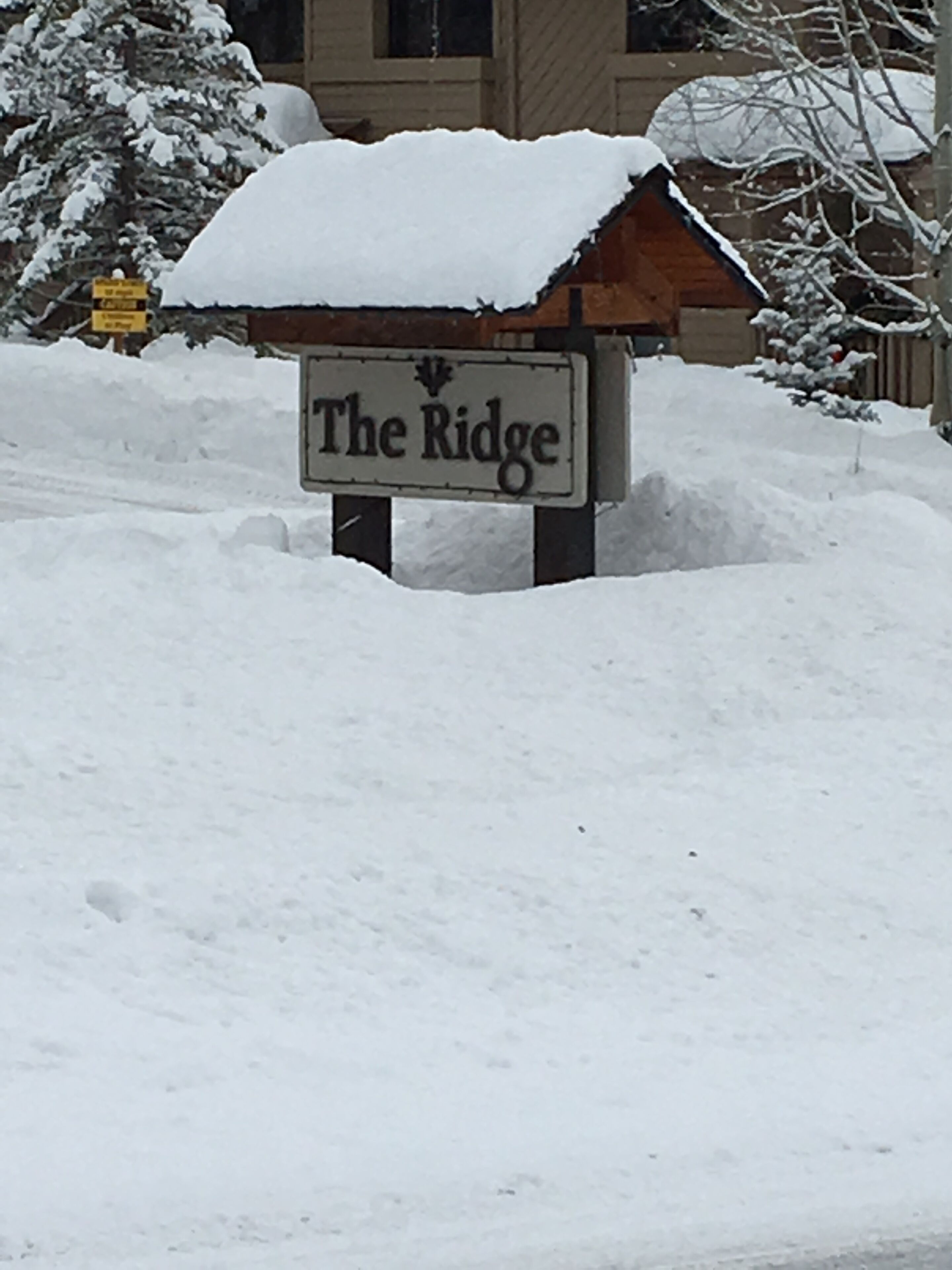 Well-appointed, family-friendly, Elkhorn Ridge Condominium