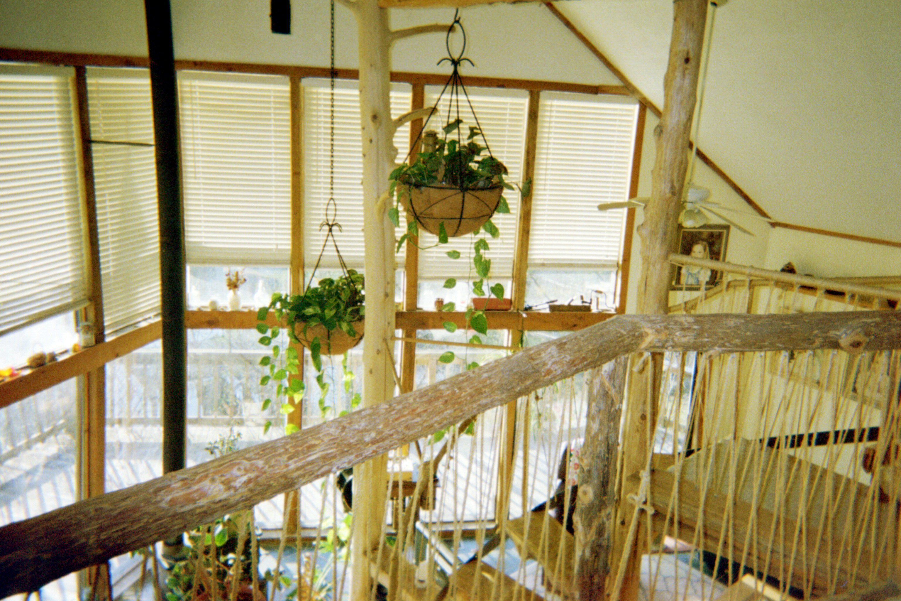 Lake Front Property On Quiet Cove At The Entrance To Peak Creek Claytor Lake Va.