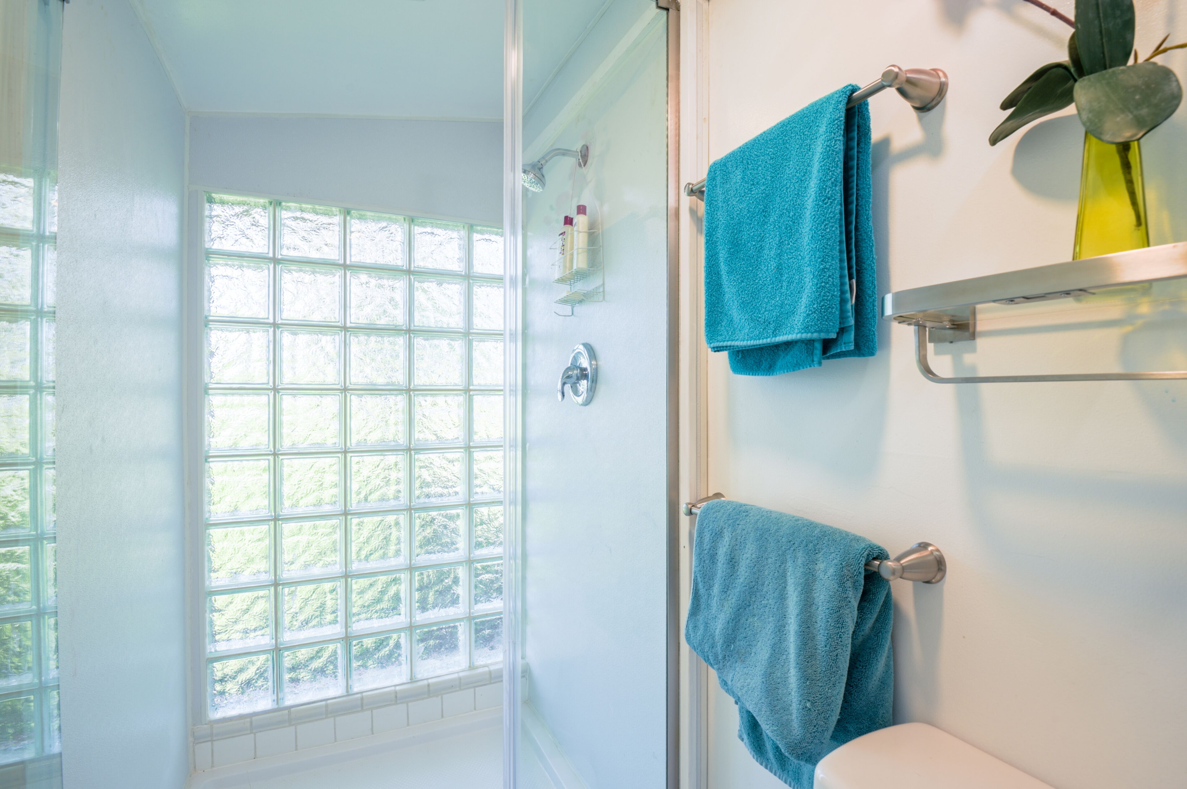 Serene Location overlooking Tahoe National Forest Just Minutes to Nevada City 