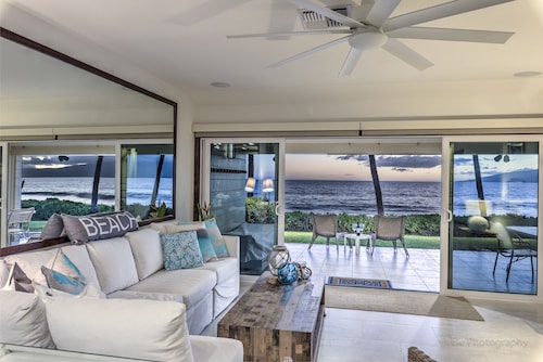 PUAMANA 136-1 TULEA Auringossa!