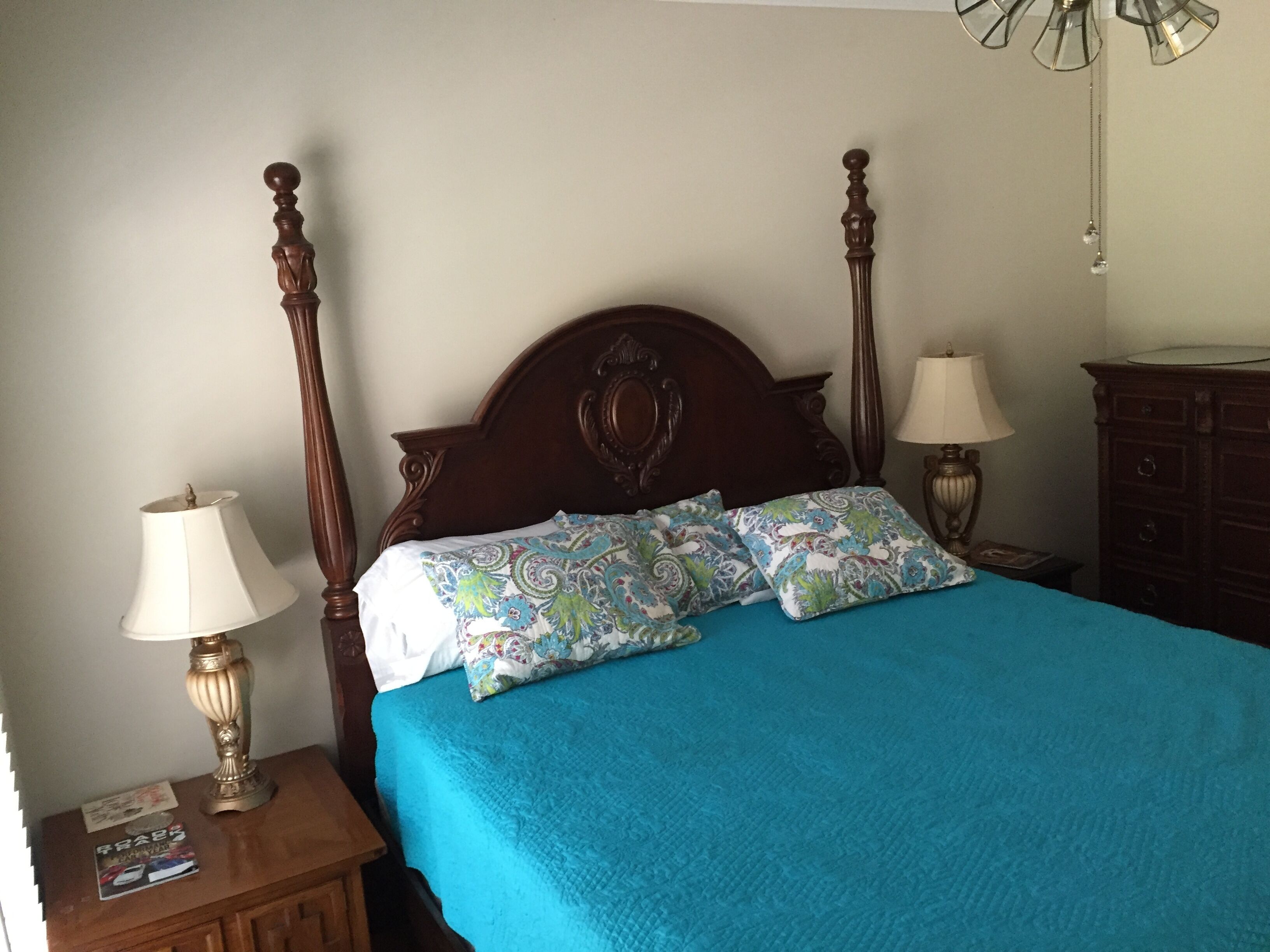 Family Friendly Lake Front Home with Amazing Views