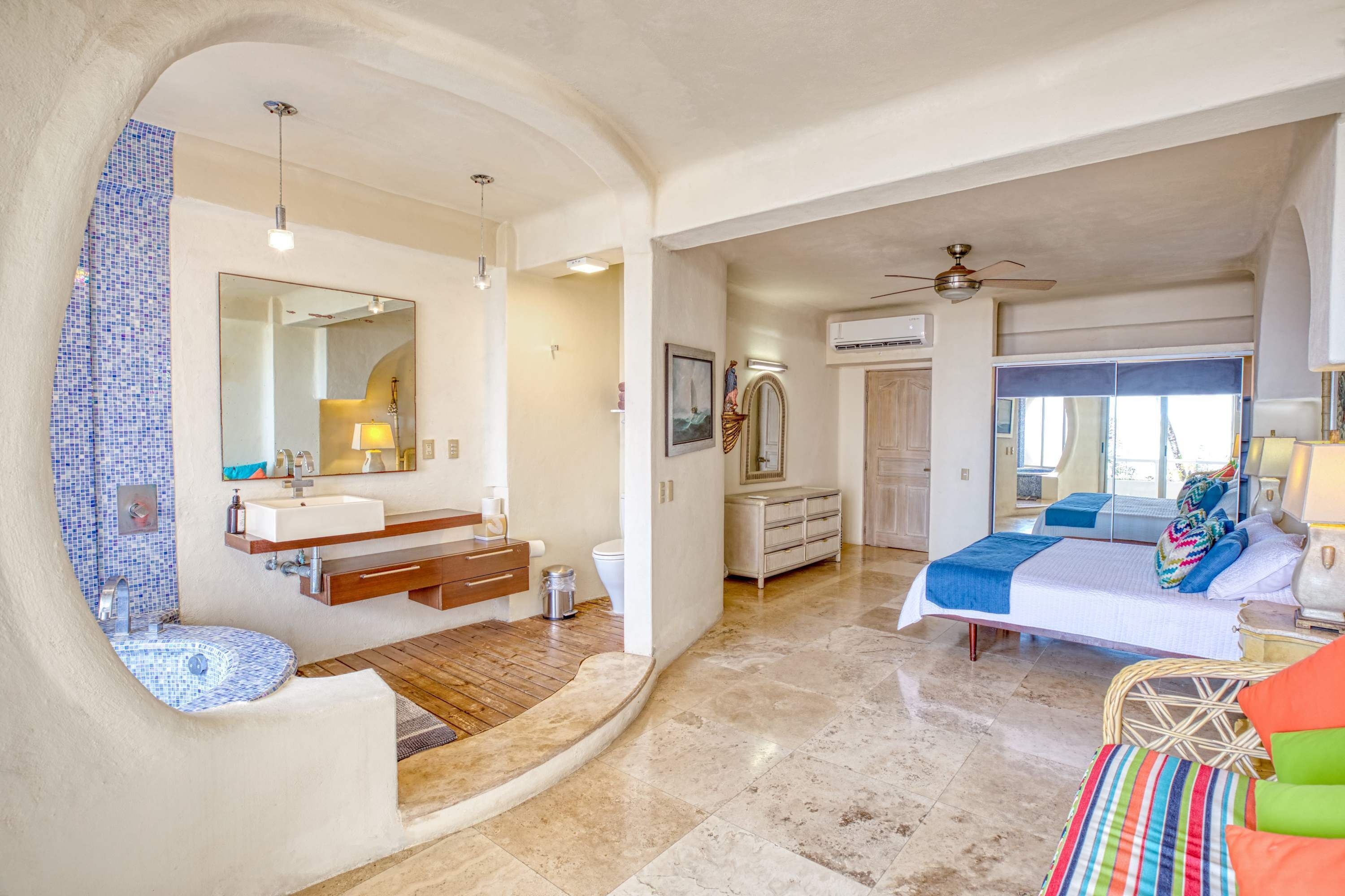 3 Schlafzimmer, Schreibtisch, Bügeleisen/Bügelbrett, WLAN