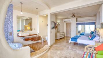 3 Schlafzimmer, Schreibtisch, Bügeleisen/Bügelbrett, WLAN