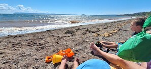 Beach towels - 8 Island View Cottage-
 Hottub arrival Aug 26th !
ATV Access,Hiking-Pet Friendly (Parrsboro)