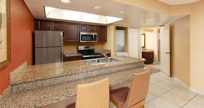 LUXURY 2 MAKUUHUONE CONDO LÄHELLÄ DISNEY